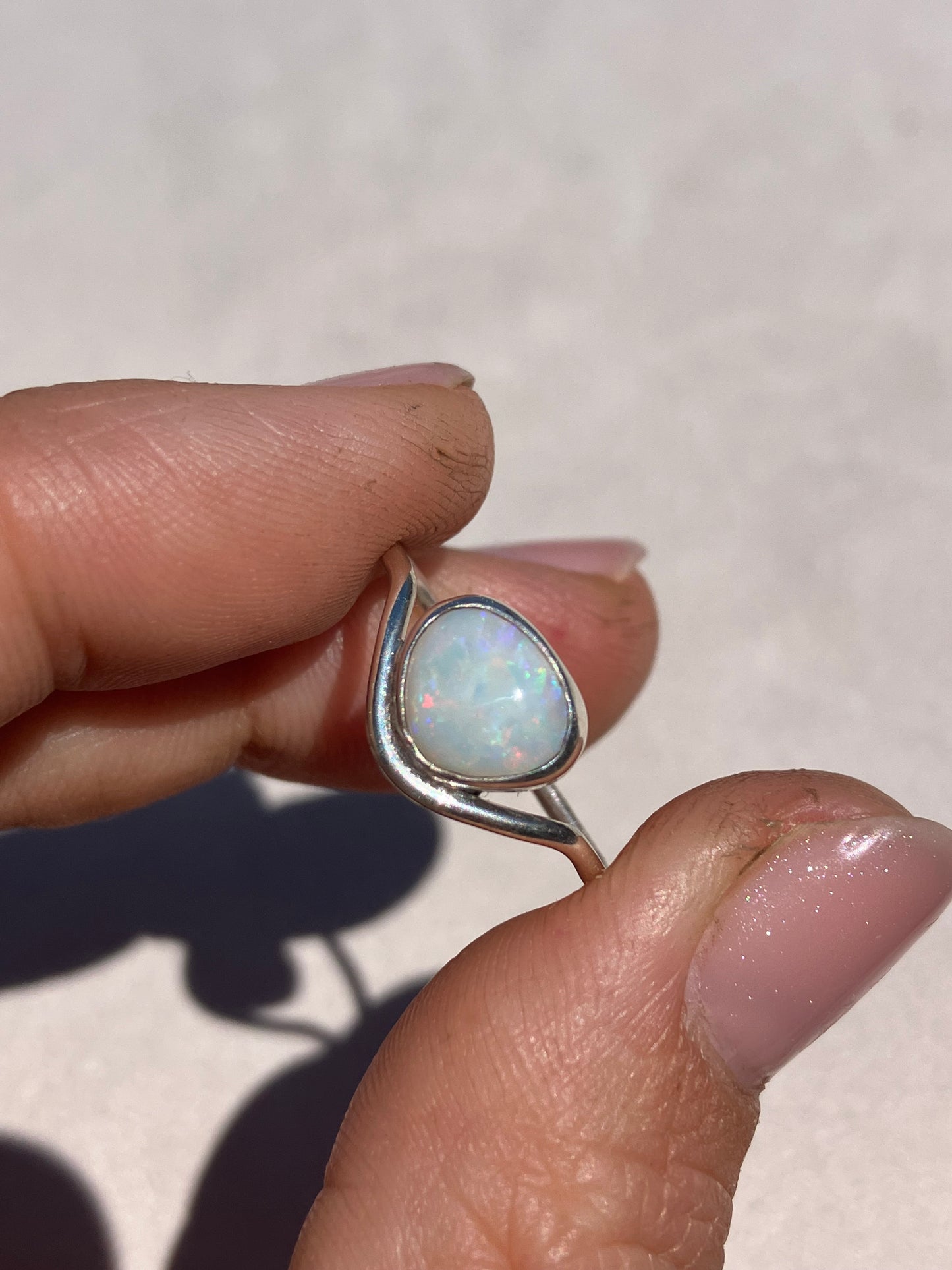 Anillo con Opalo Australiano diseño atardecer