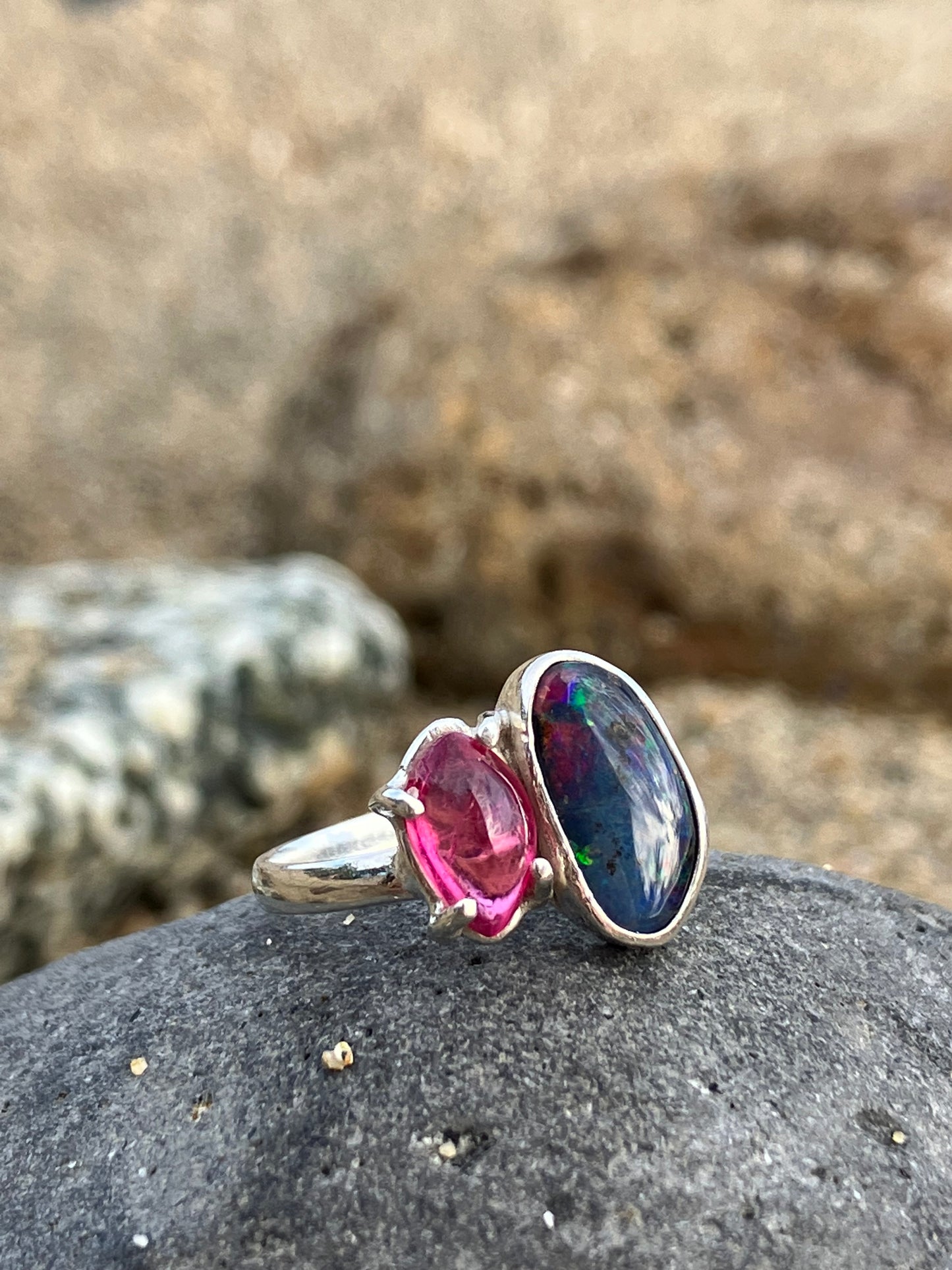 Anillo de Opalo hondureño y Turmalina Rosa UNION