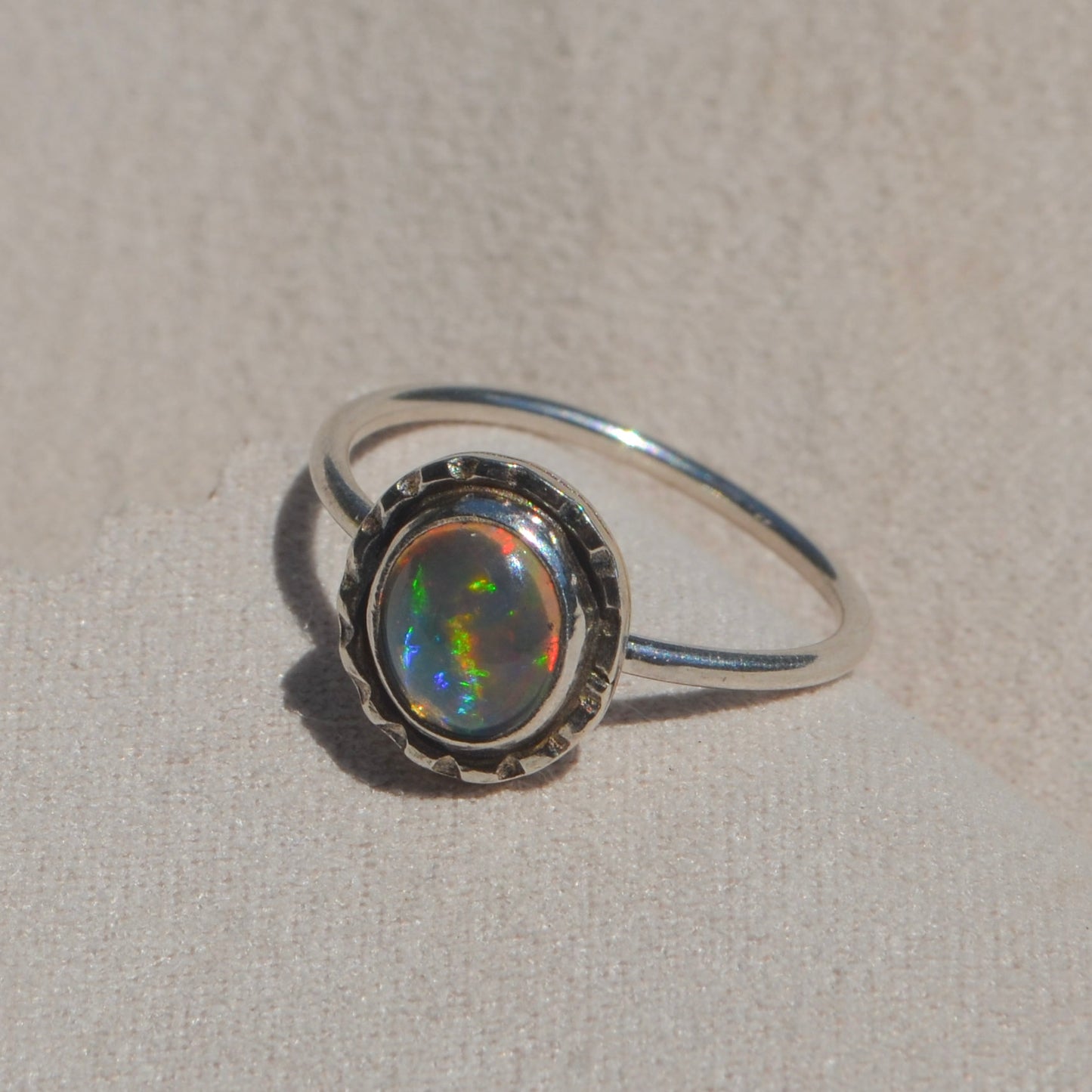 Anillo Diseño Aura de Ópalo Mexicano
