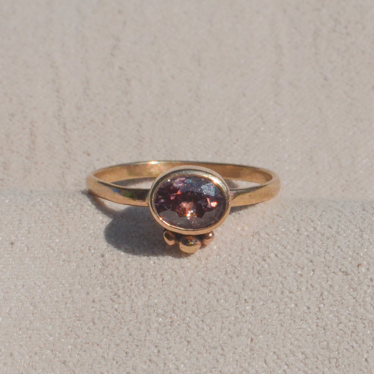 Anillo de Zirkon en Oro
