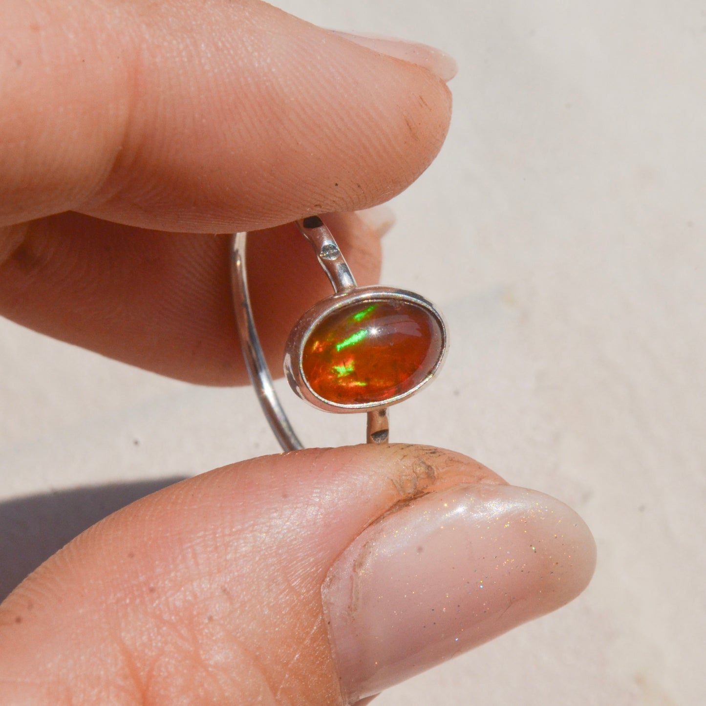 Anillo Diseño UNIVERSO con Ópalo de mexicano