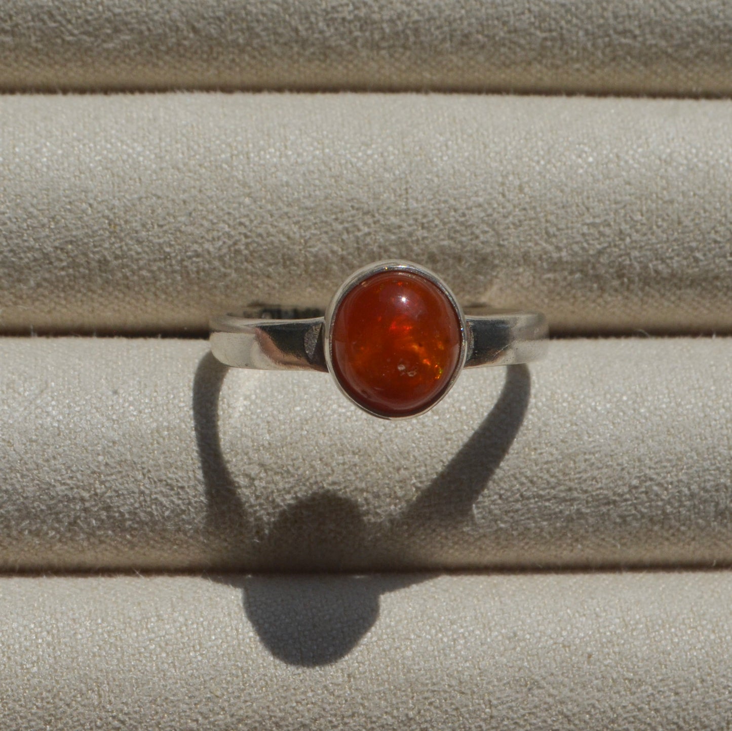 Anillo ESENCIA con Ópalo de Fuego