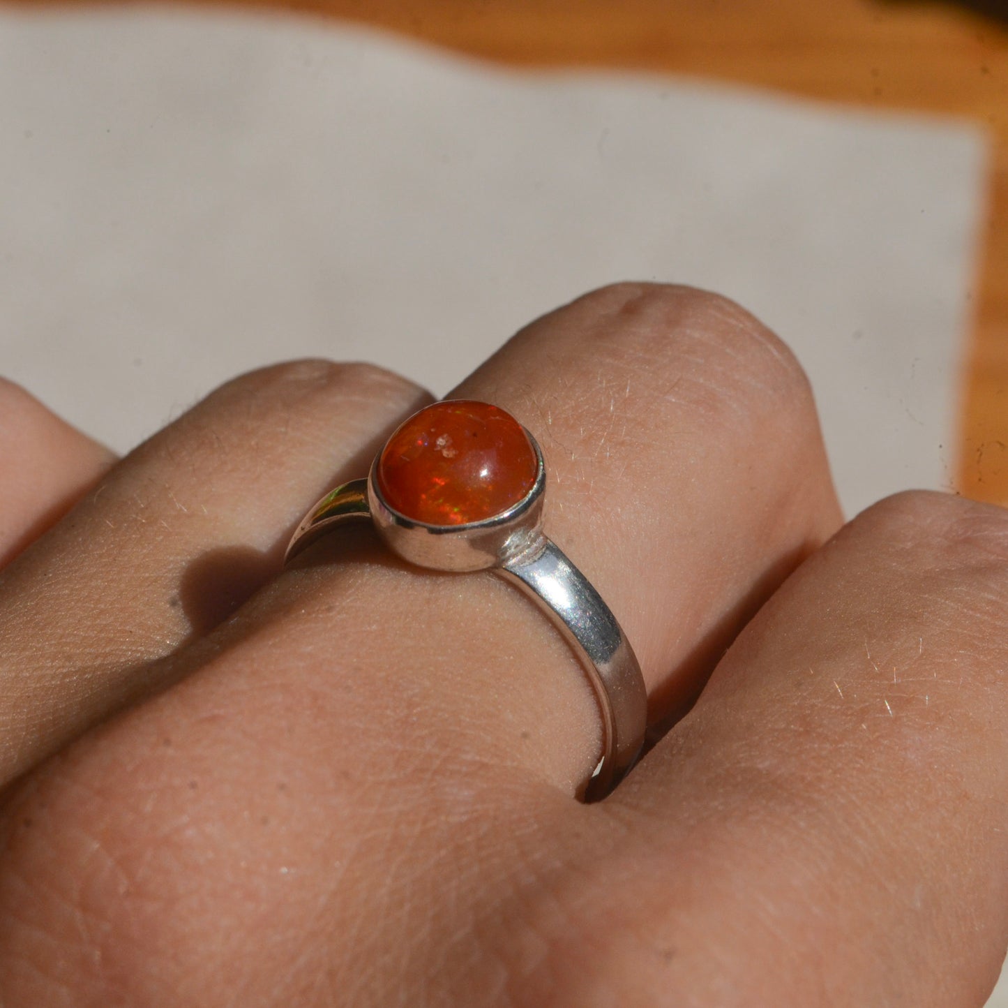 Anillo ESENCIA con Ópalo de Fuego