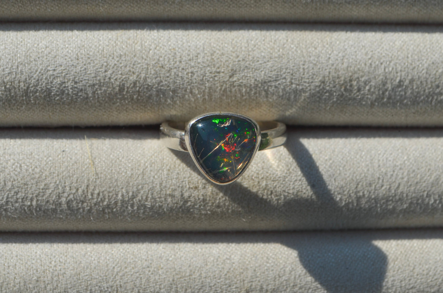 Anillo ESENCIA Ópalo mexicano
