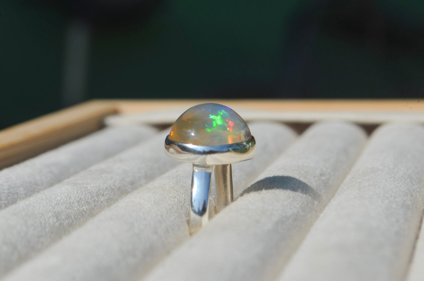 Anillo ESENCIA con Opalo mexicano