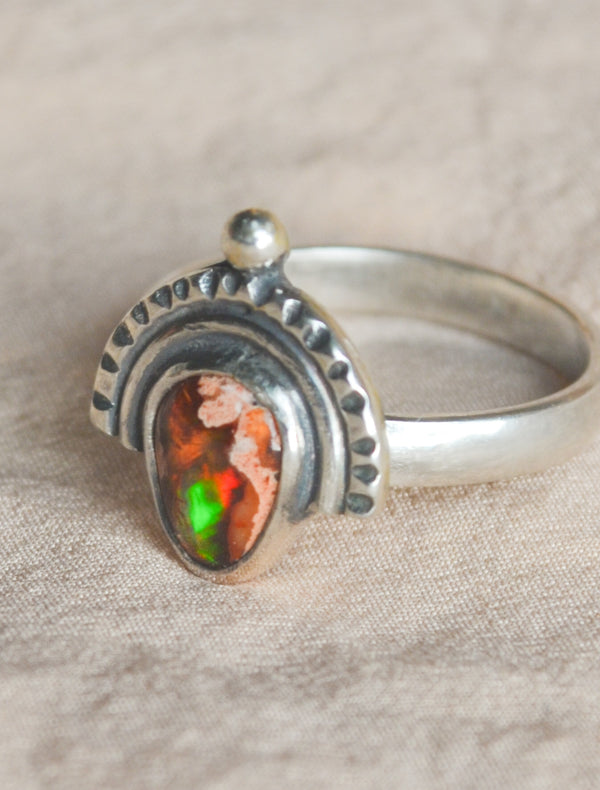 Anillo de Opalo mexicano