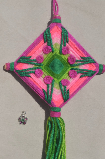 Dije OJO DE DIOS con Jade Esmeralda y Rubí