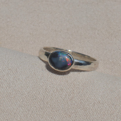 Anillo de Ópalo de Australiano Negro