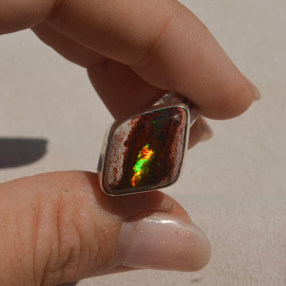 Anillo RAIZ DE LUZ con Ópalo mexicano