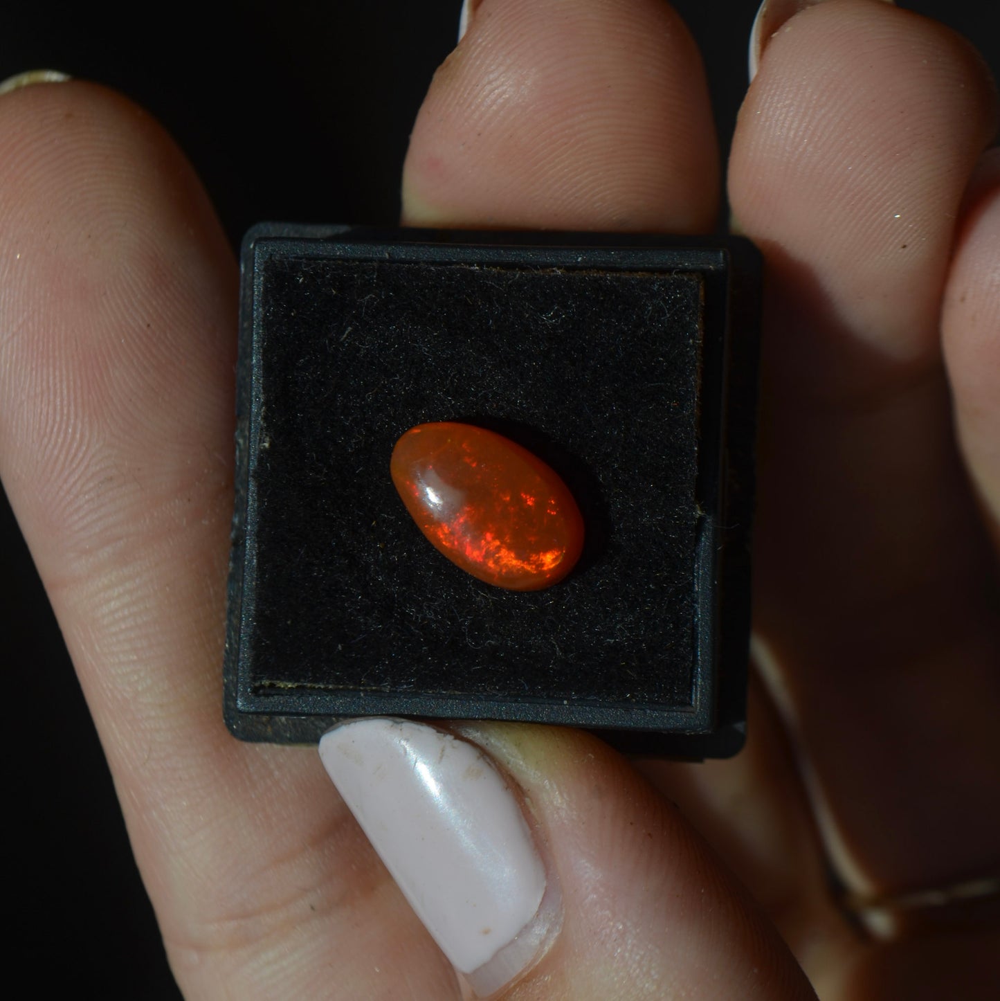 Anillo Intuición – Diseño Personalizado con Ópalo