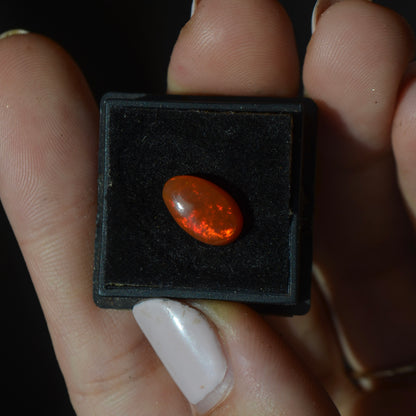 Anillo Intuición – Diseño Personalizado con Ópalo
