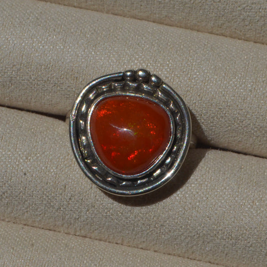 Anillo SOSTENGO con Ópalo de fuego