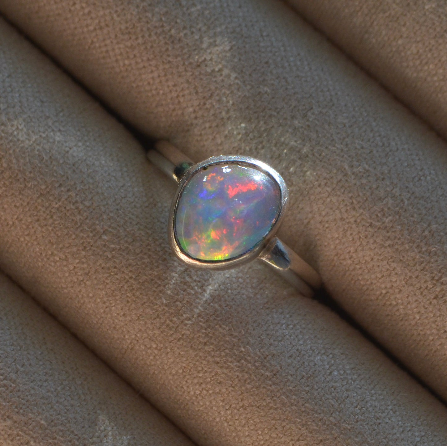 Anillo ESENCIA con Opalo mexicano