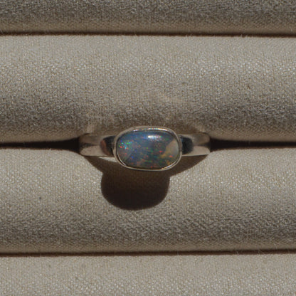Anillo ESENCIA con Opalo Hondureño