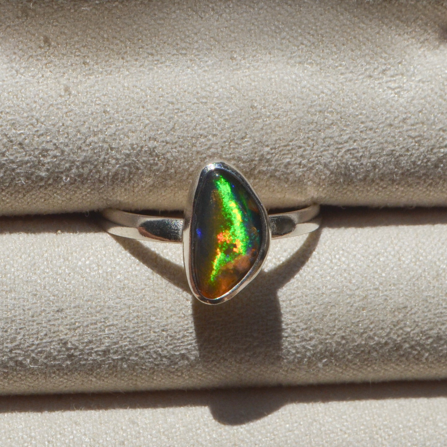 Anillo ESENCIA con Opalo Mexicano