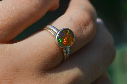 Anillo LIGERA con Opalo