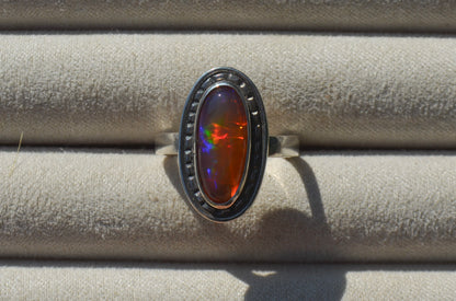 Anillo SOSTENGO con Ópalo