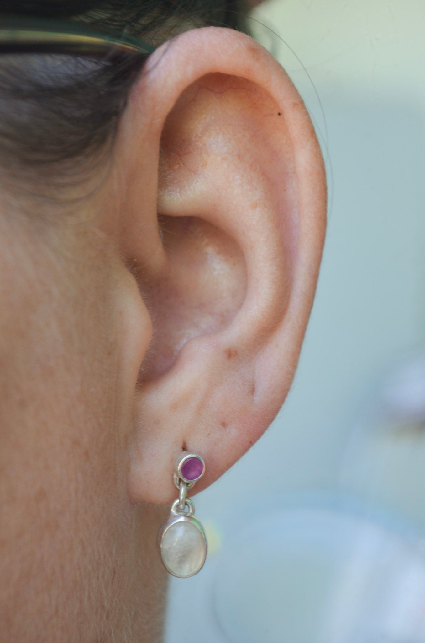 Aretes de Rubi y Piedra Luna