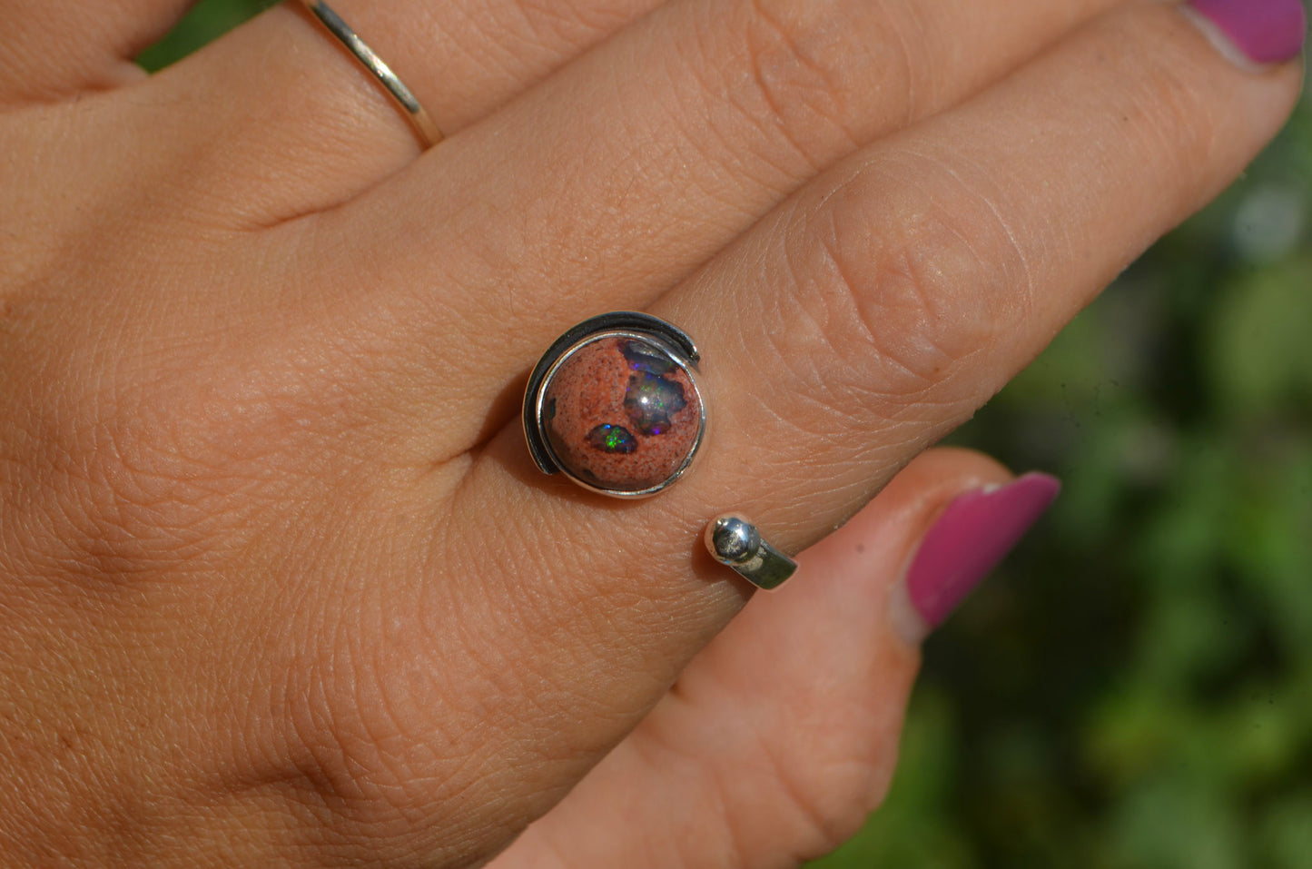 Anillo ORBIT con Opalo mexicano