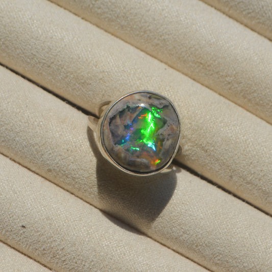 Anillo ESENCIA en V Ópalo mexicano