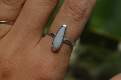 Anillo LIGERA con Opalo