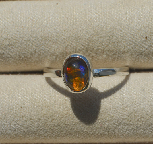 Anillo LIGERA con Opalo de fuego