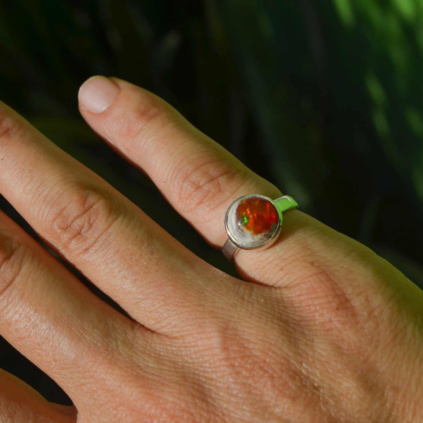 Anillo Esencia con Opalo