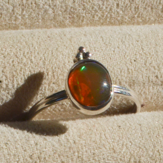 Anillo TRINIDAD con Opalo