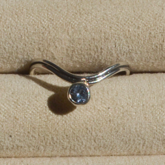 Anillo Mar con Aguamarina