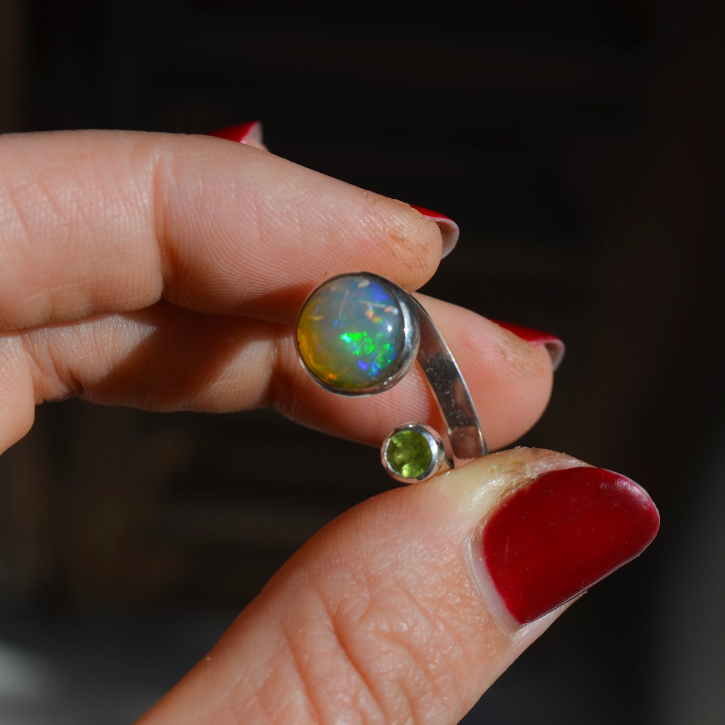 Anillo Dual con Opalo y Peridoto