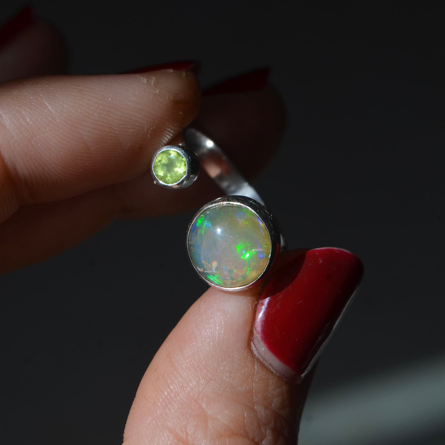 Anillo Dual con Opalo y Peridoto