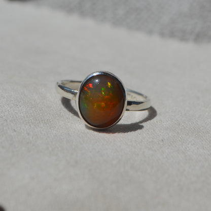 Anillo con Opalo