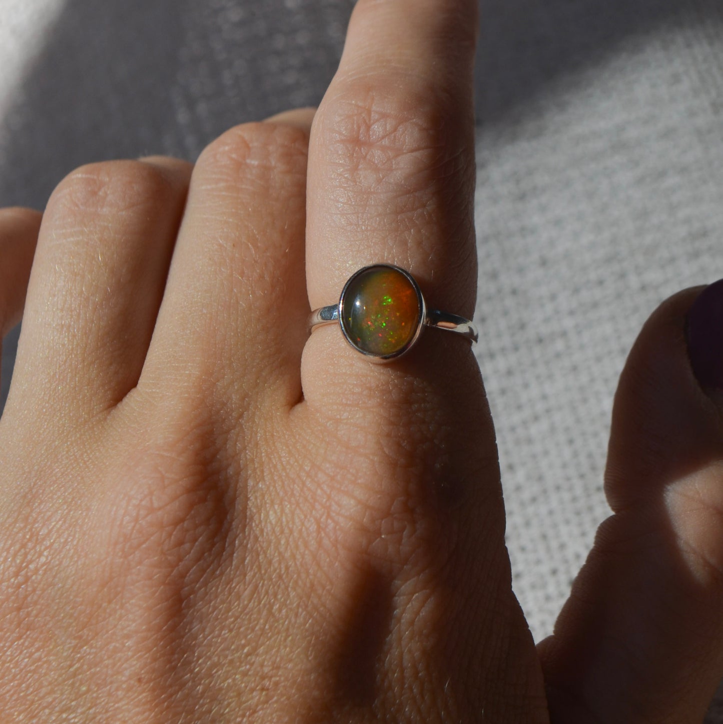 Anillo con Opalo