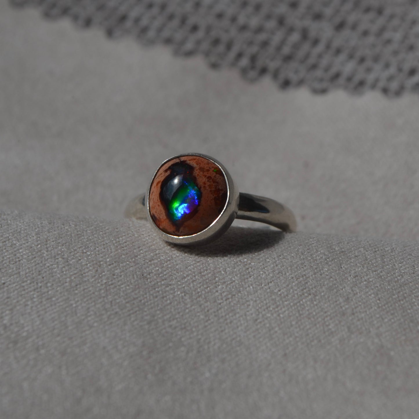 Anillo ESENCIA con Opalo