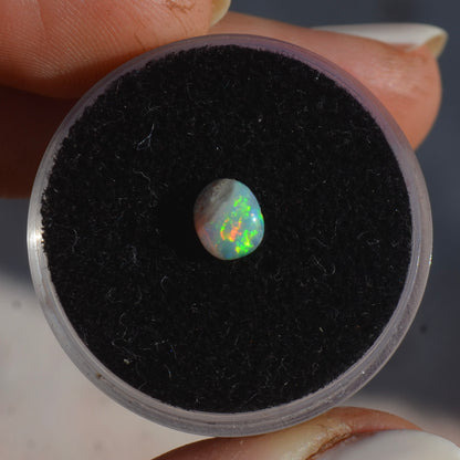 Opalo australiano para anillo o dije personalizado