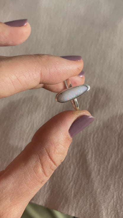 Anillo LIGERA con Opalo